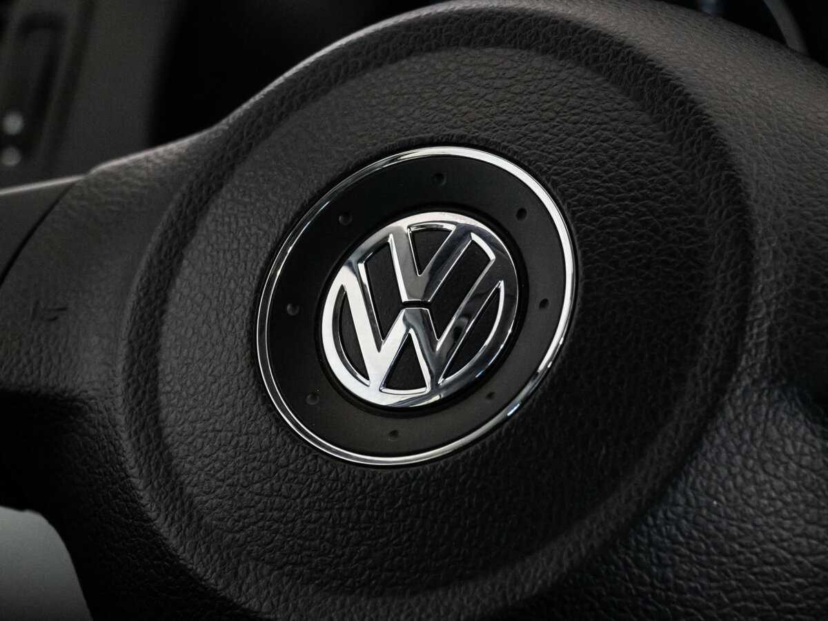 Купить Volkswagen Jetta с пробегом. Фото: #11