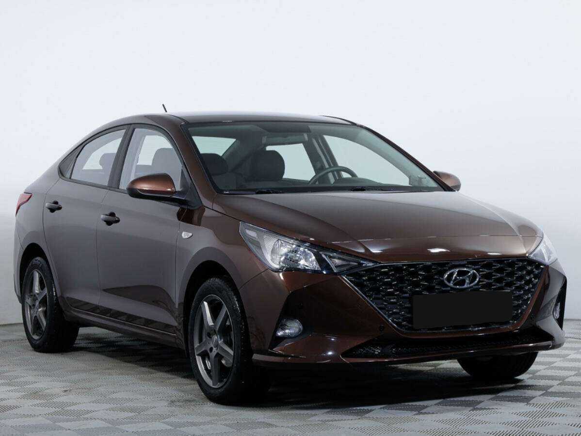 Купить Hyundai Solaris с пробегом. Фото: #1
