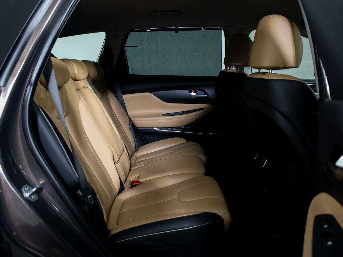 Купить Hyundai Santa Fe с пробегом. Фото: #9
