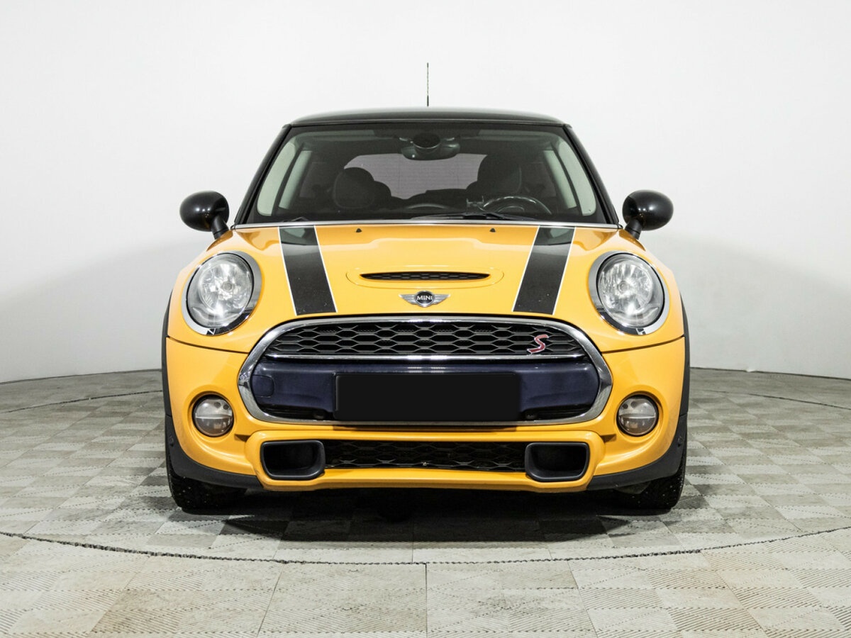 Купить Mini Hatch с пробегом. Фото: #1