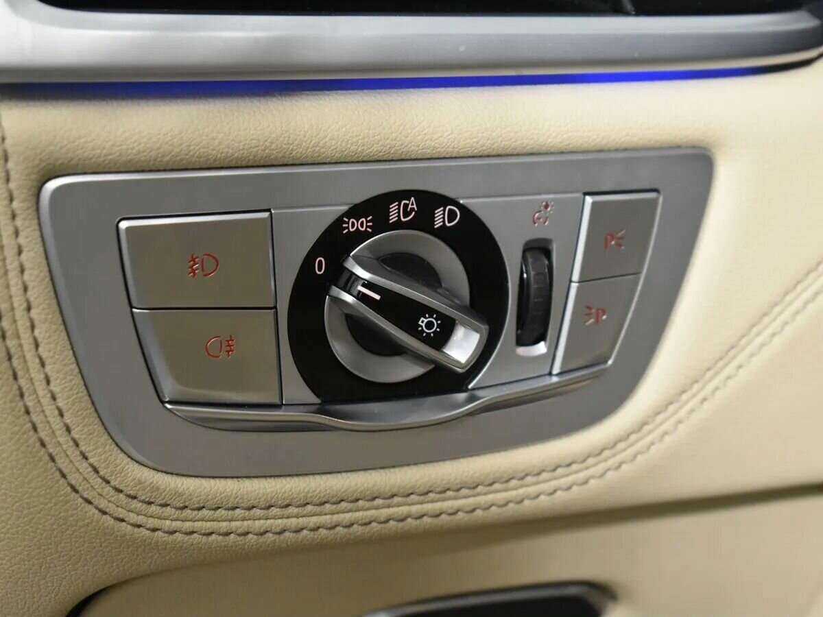 Купить BMW 7 серии с пробегом. Фото: #22
