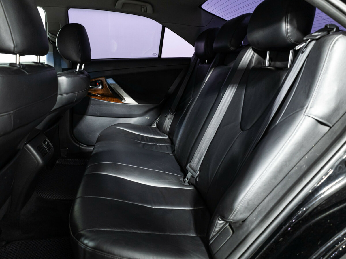 Купить Toyota Camry с пробегом. Фото: #7