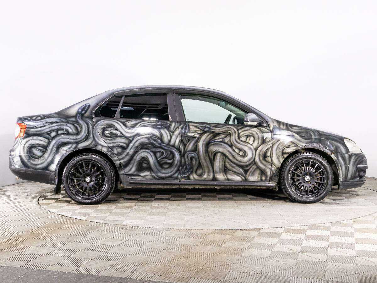 Купить Volkswagen Jetta с пробегом. Фото: #3