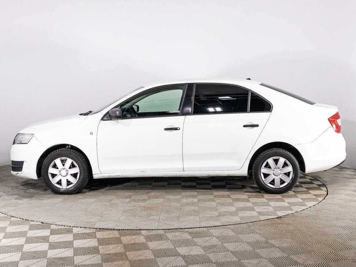 Купить Skoda Rapid с пробегом. Фото: #3