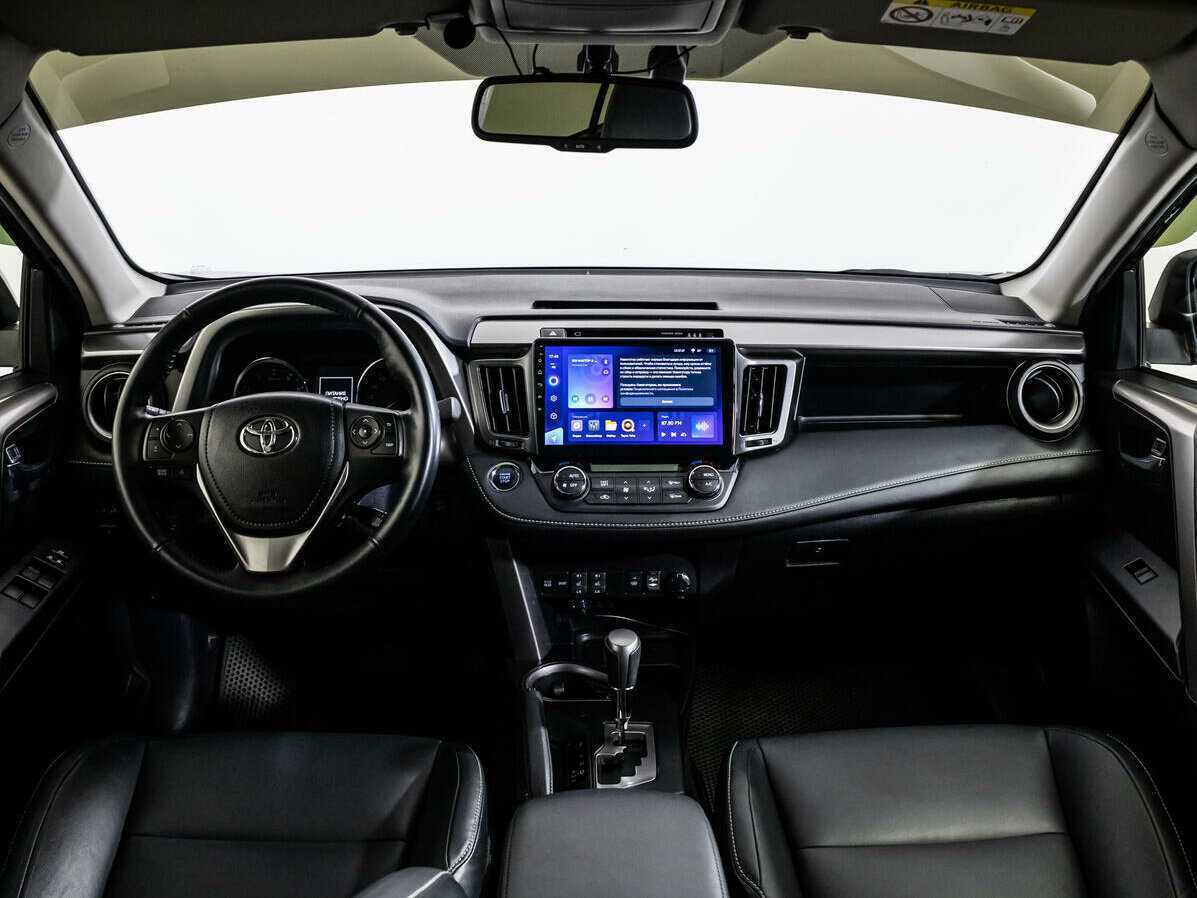 Купить Toyota RAV4 с пробегом. Фото: #12