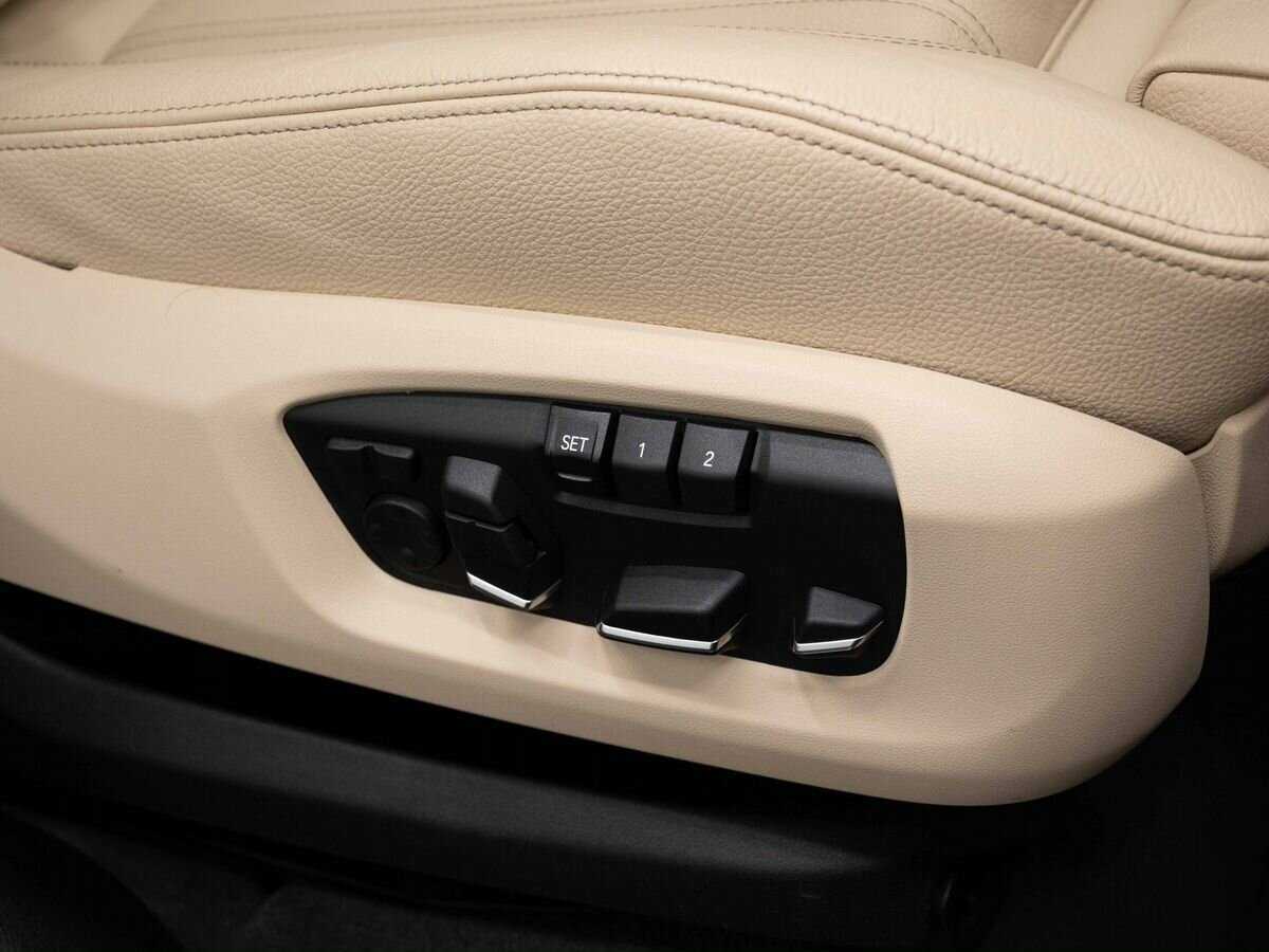 Купить BMW X5 с пробегом. Фото: #27