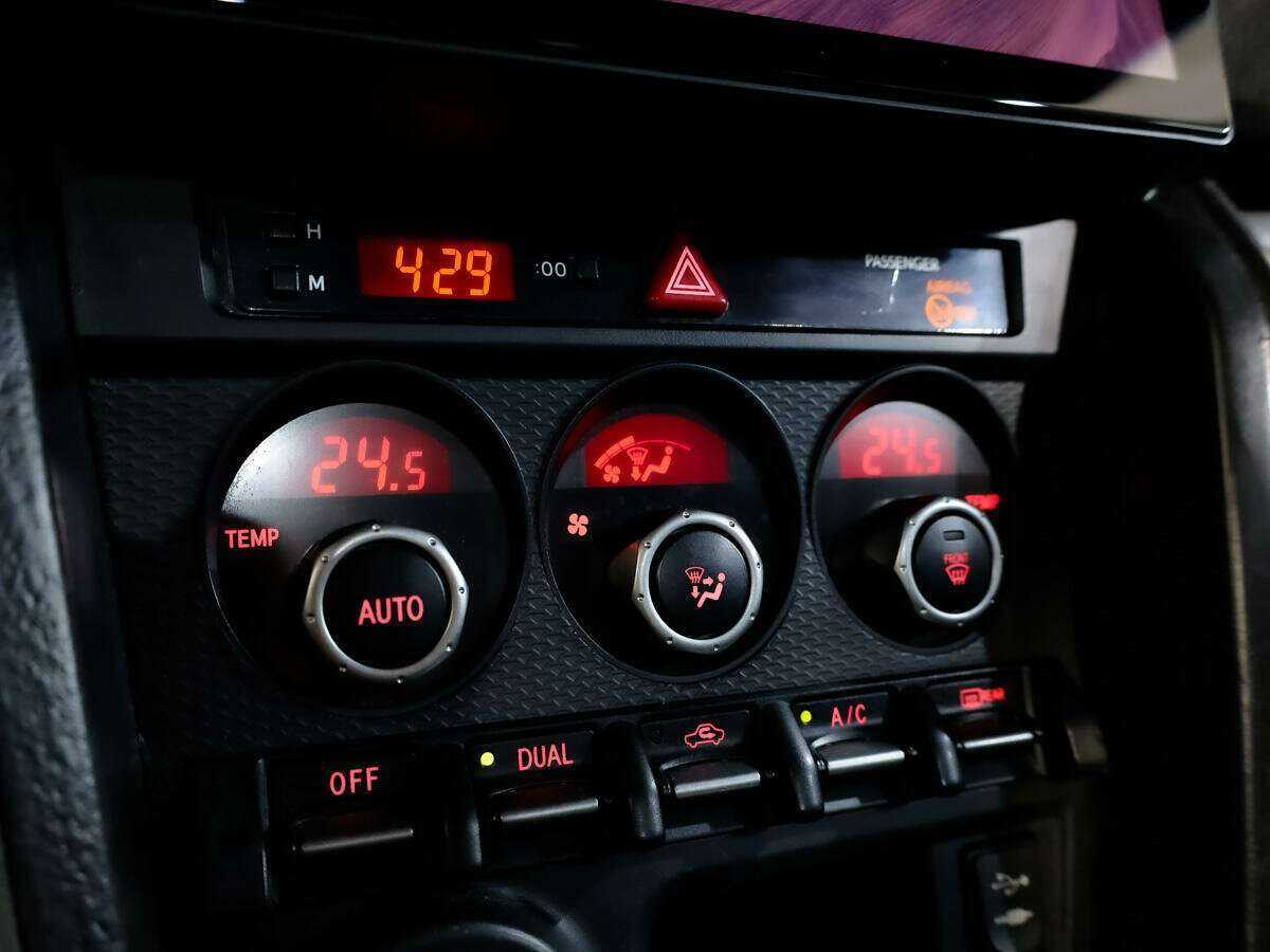 Купить Toyota GT86 с пробегом. Фото: #12