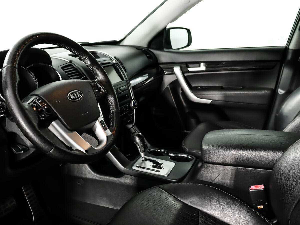 Купить Kia Sorento с пробегом. Фото: #8
