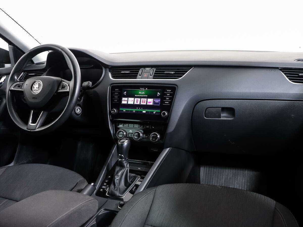 Купить Skoda Octavia с пробегом. Фото: #8