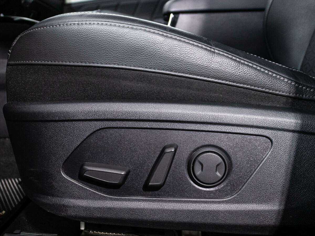 Купить Kia Sorento с пробегом. Фото: #19