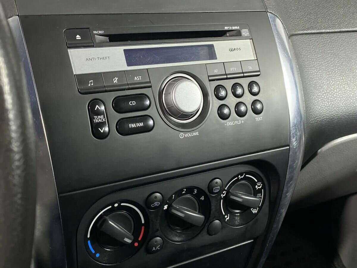 Купить Suzuki SX4 с пробегом. Фото: #10