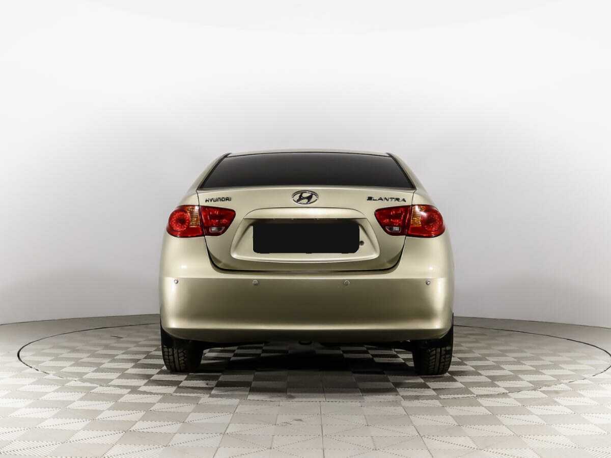 Купить Hyundai Elantra с пробегом. Фото: #5