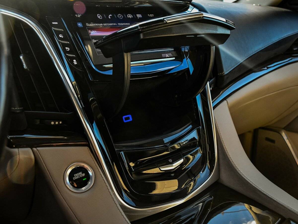 Купить Cadillac Escalade с пробегом. Фото: #23