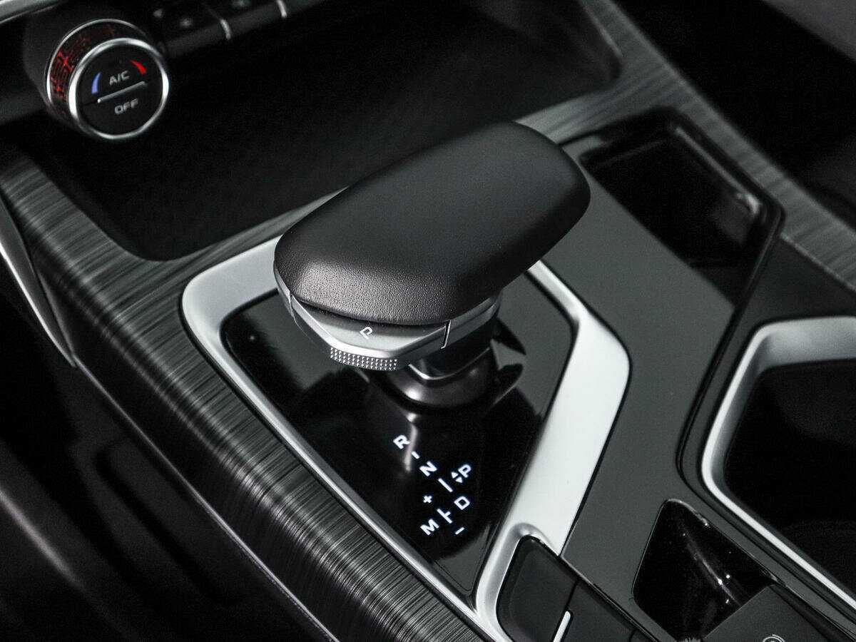 Купить Geely Tugella с пробегом. Фото: #10