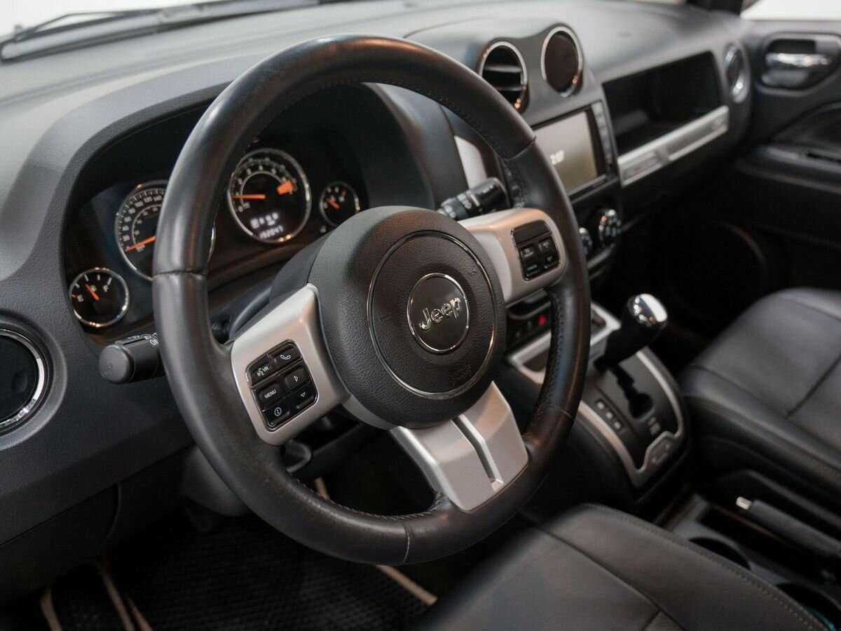 Купить Jeep Compass с пробегом. Фото: #15