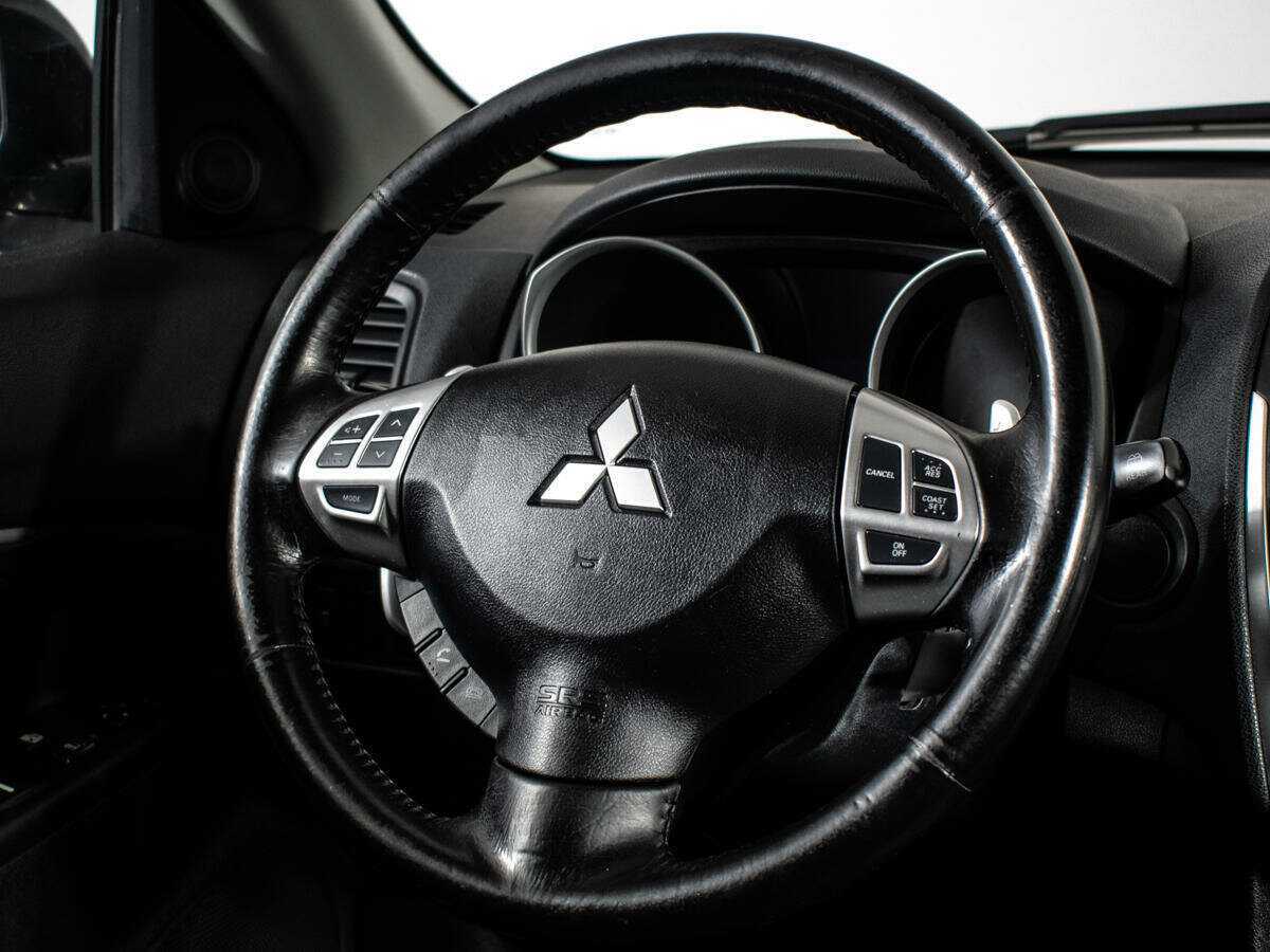 Купить Mitsubishi ASX с пробегом. Фото: #13