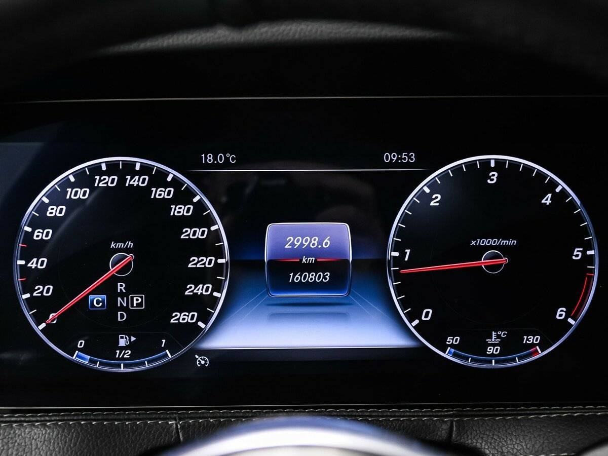 Купить Mercedes-Benz S-Класс с пробегом. Фото: #11