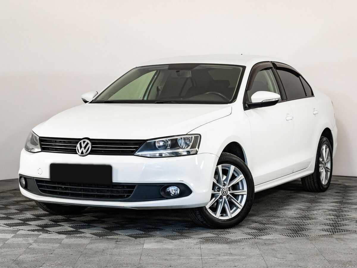 Купить Volkswagen Jetta с пробегом. Посмотреть фото