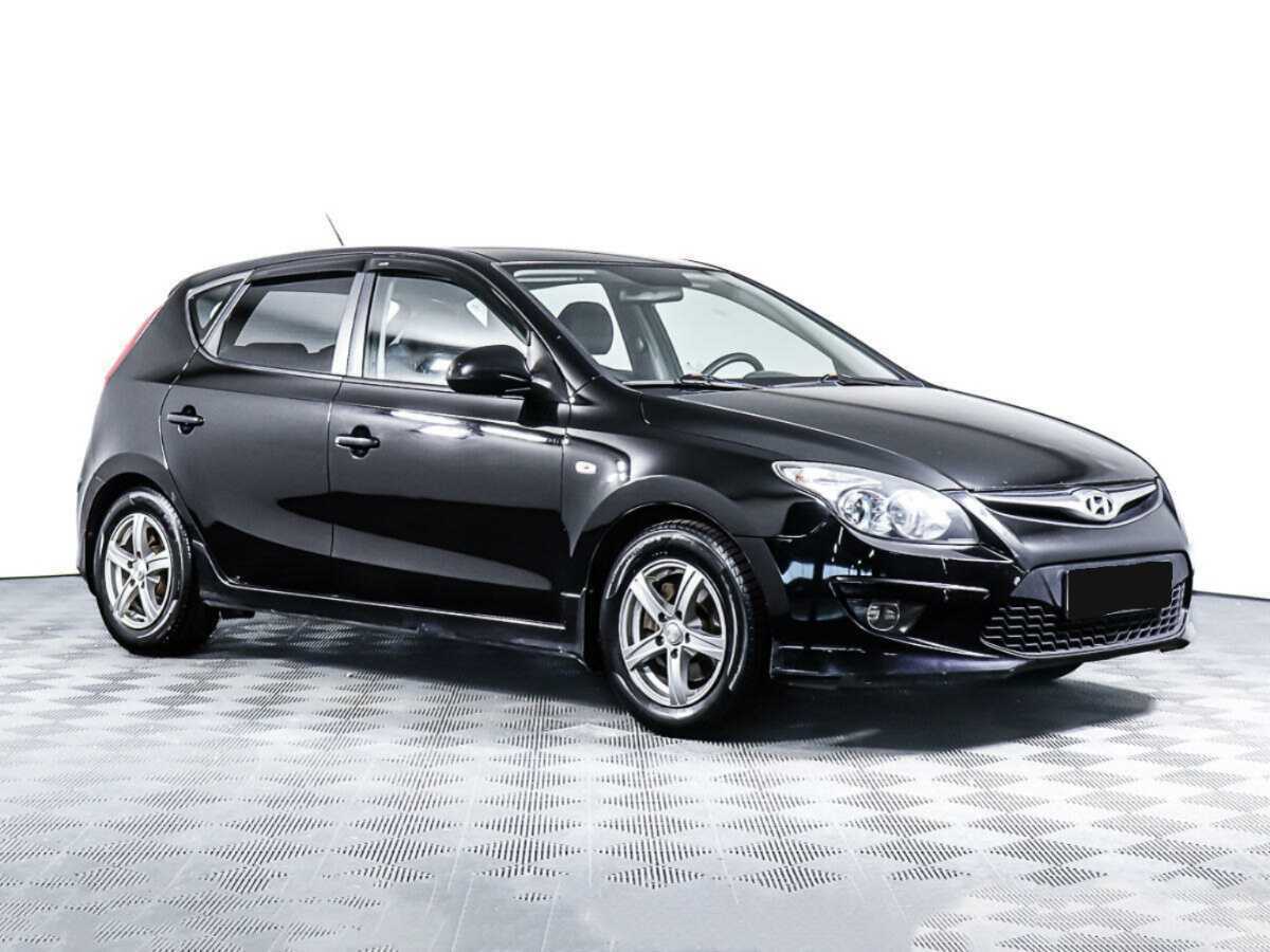 Купить Hyundai i30 с пробегом. Фото: #2