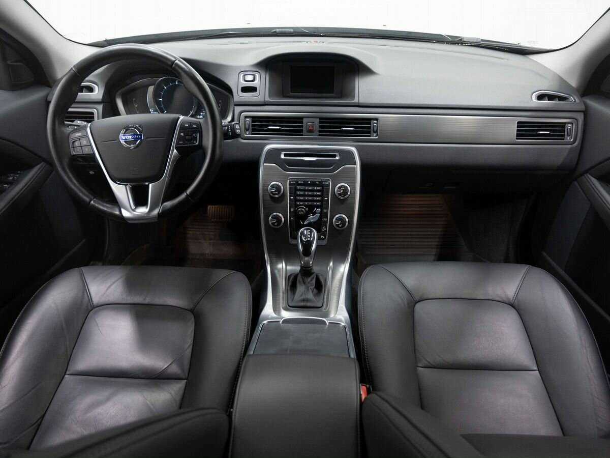 Купить Volvo XC70 с пробегом. Фото: #9