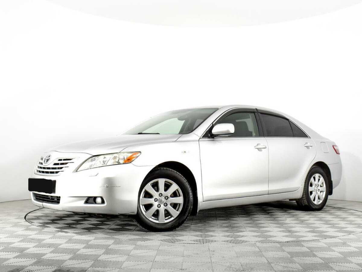 Купить Toyota Camry с пробегом. Посмотреть фото
