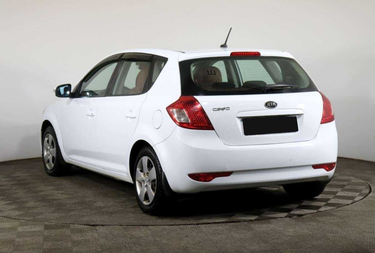Купить Kia Ceed с пробегом. Фото: #6