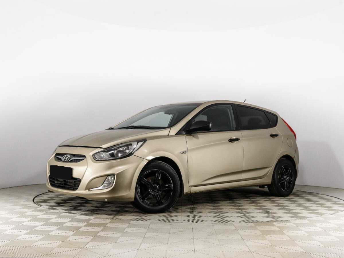 Купить Hyundai Solaris с пробегом. Фото: #0