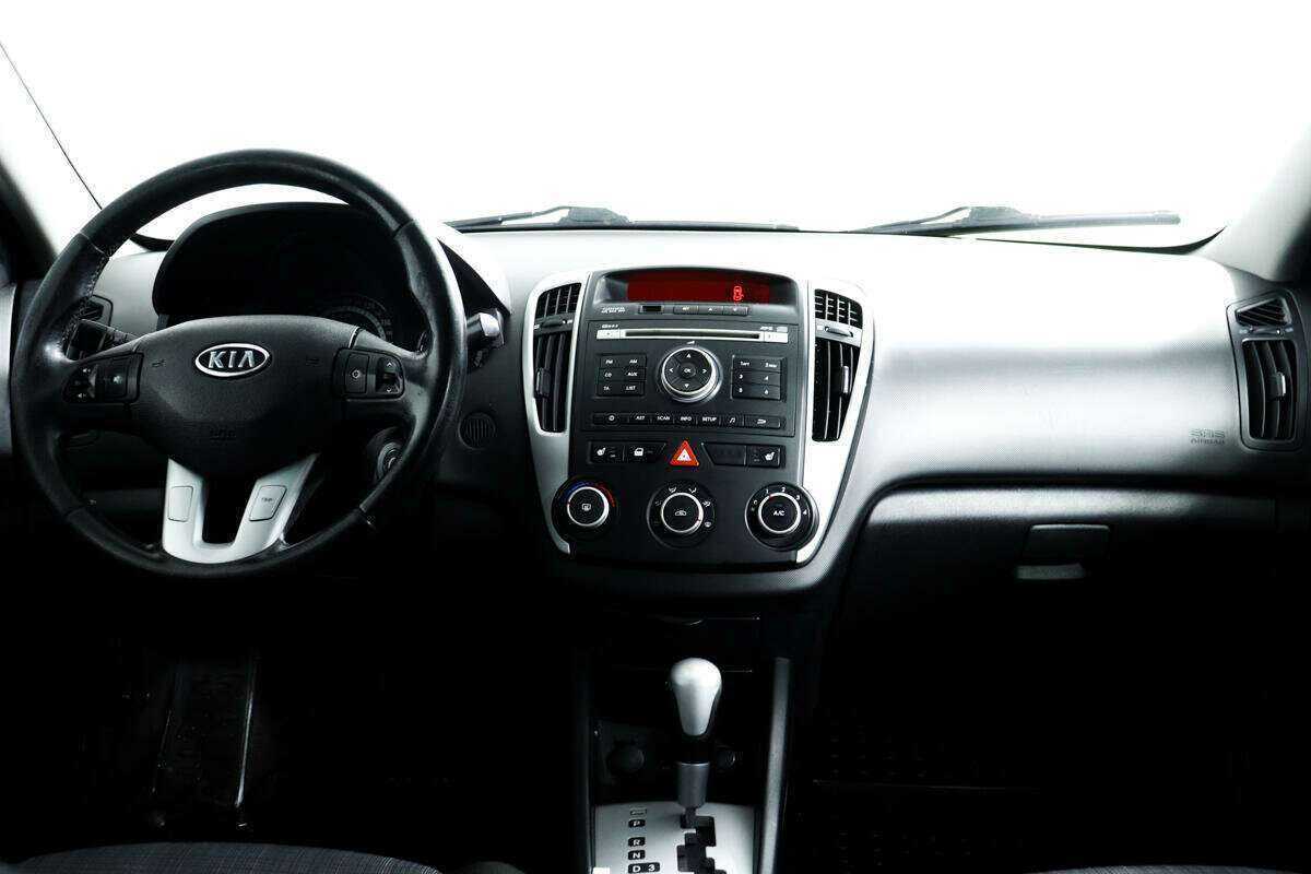 Купить Kia Ceed с пробегом. Фото: #10