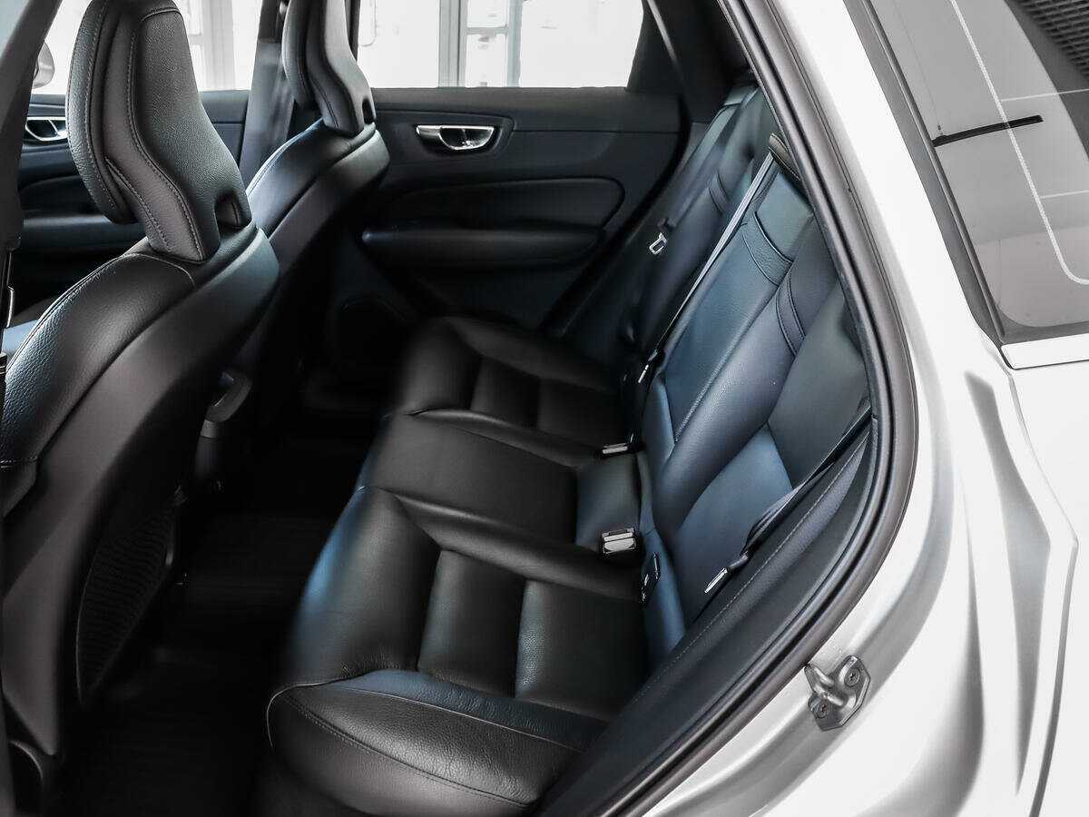 Купить Volvo XC60 с пробегом. Фото: #10
