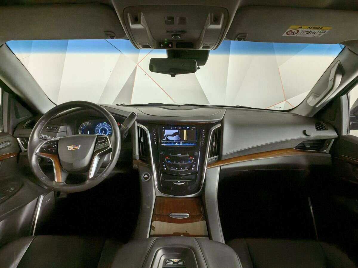 Купить Cadillac Escalade с пробегом. Фото: #9