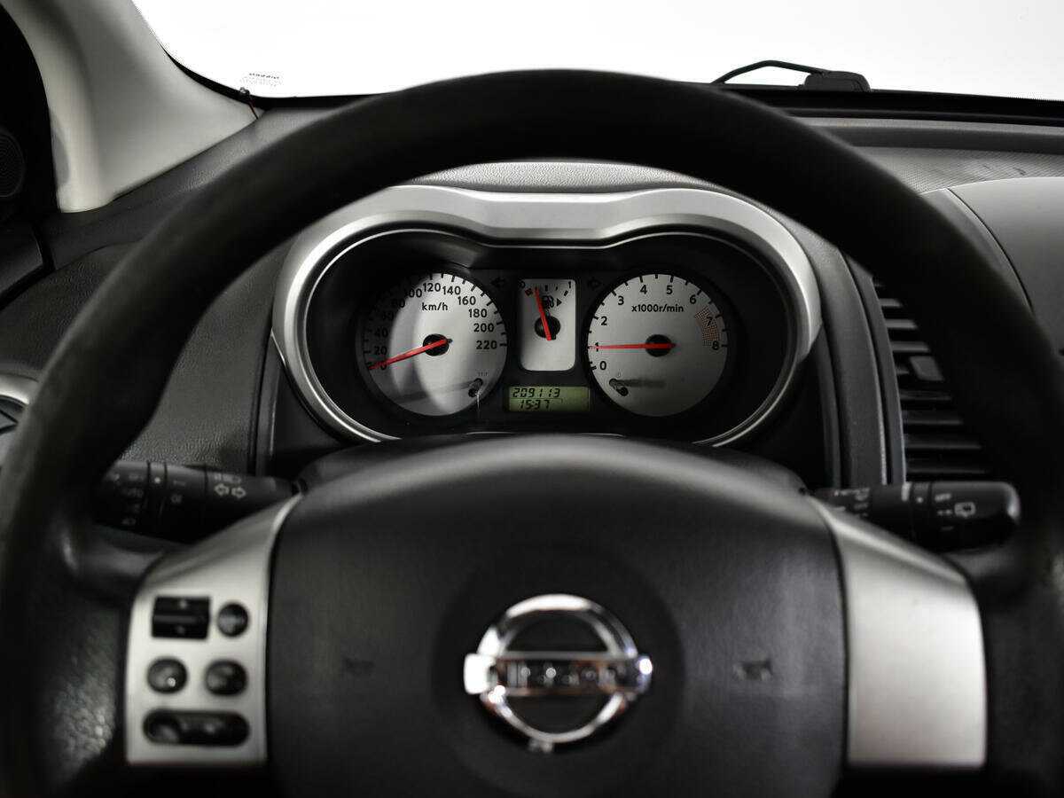 Купить Nissan Note с пробегом. Фото: #8