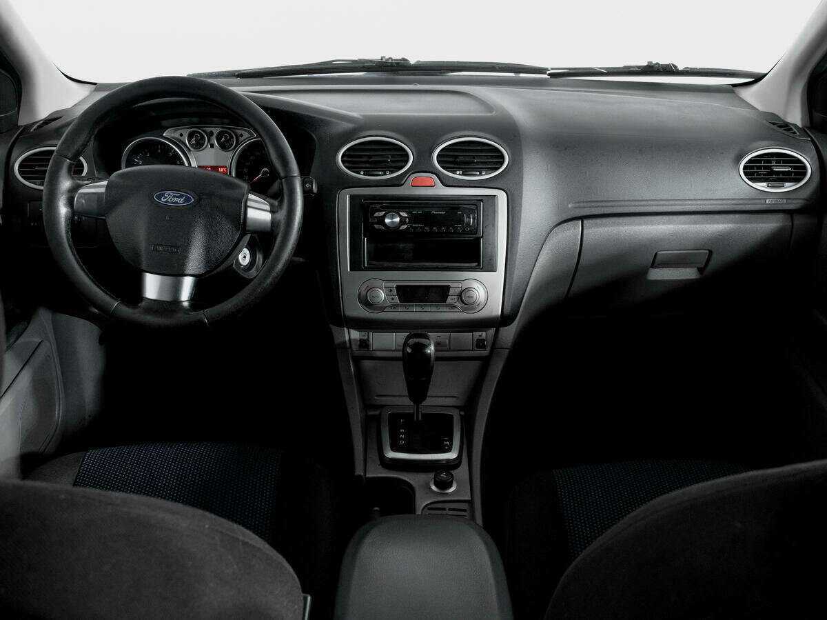 Купить Ford Focus с пробегом. Фото: #11