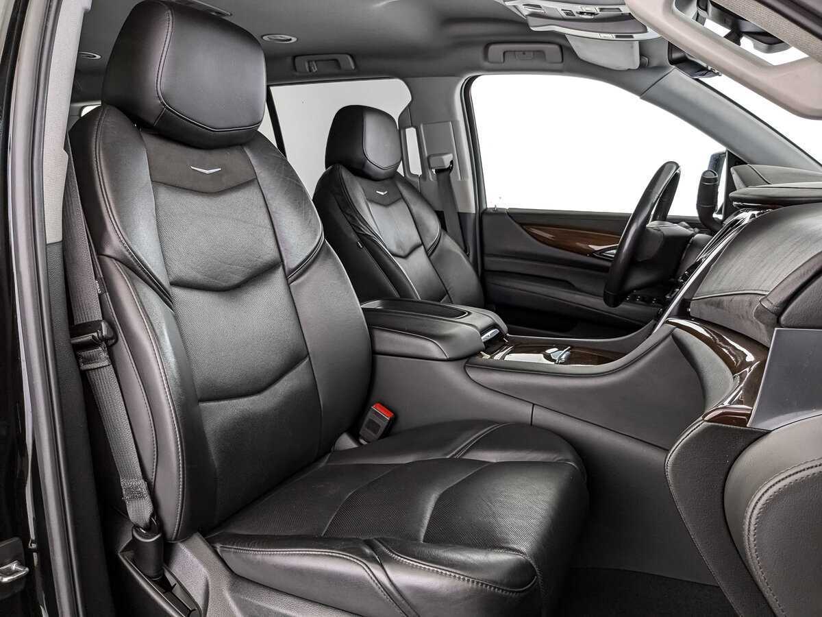 Купить Cadillac Escalade с пробегом. Фото: #18