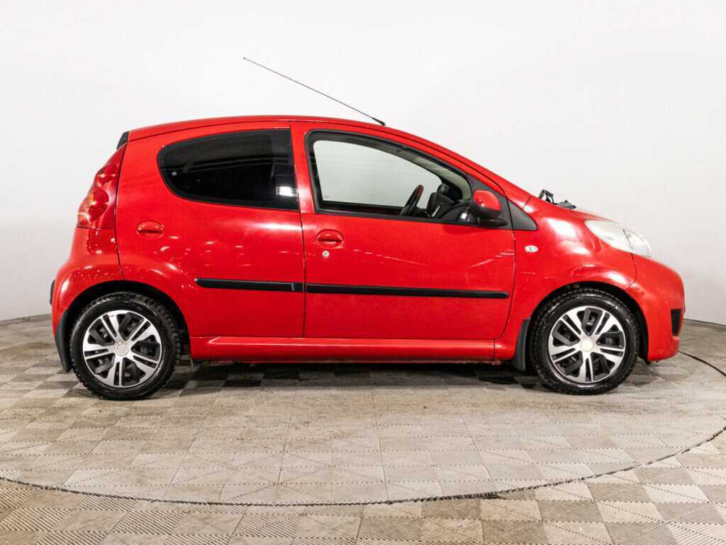 Купить Peugeot 107 с пробегом. Фото: #3