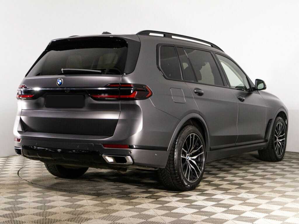 Купить BMW X7 с пробегом. Фото: #3