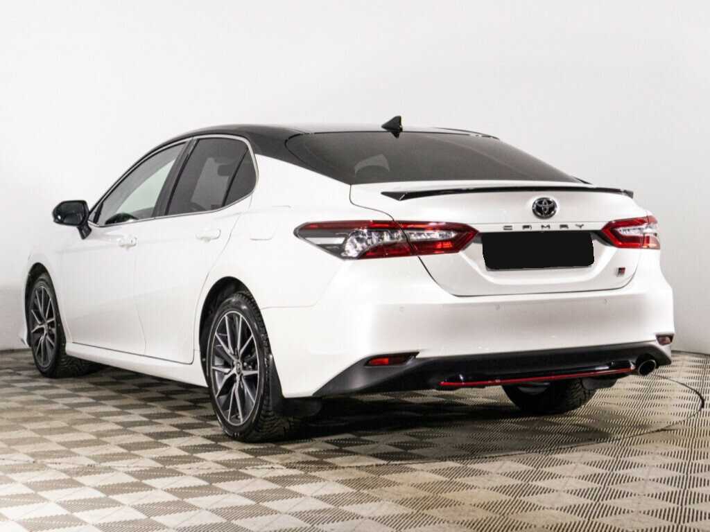 Купить Toyota Camry с пробегом. Фото: #6