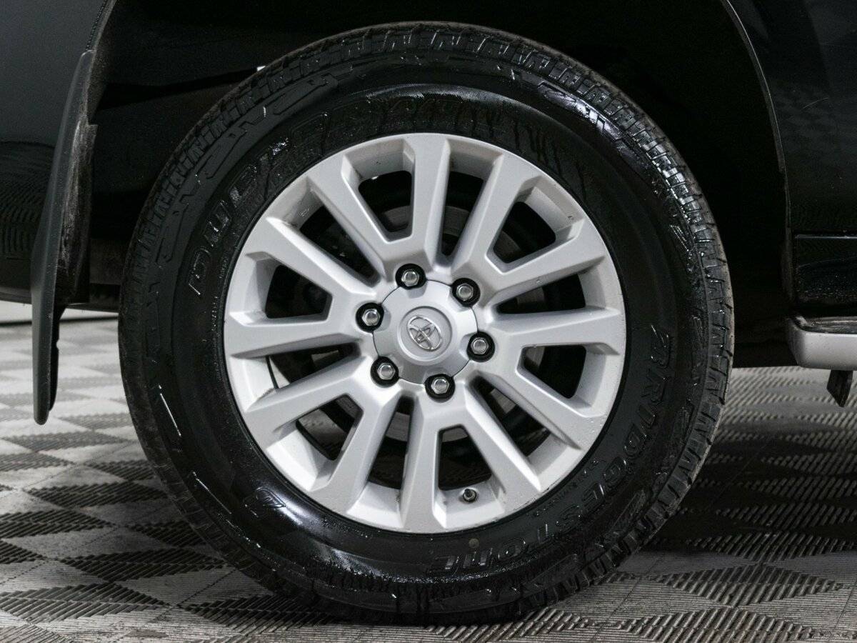 Купить Toyota Land Cruiser Prado с пробегом. Фото: #19