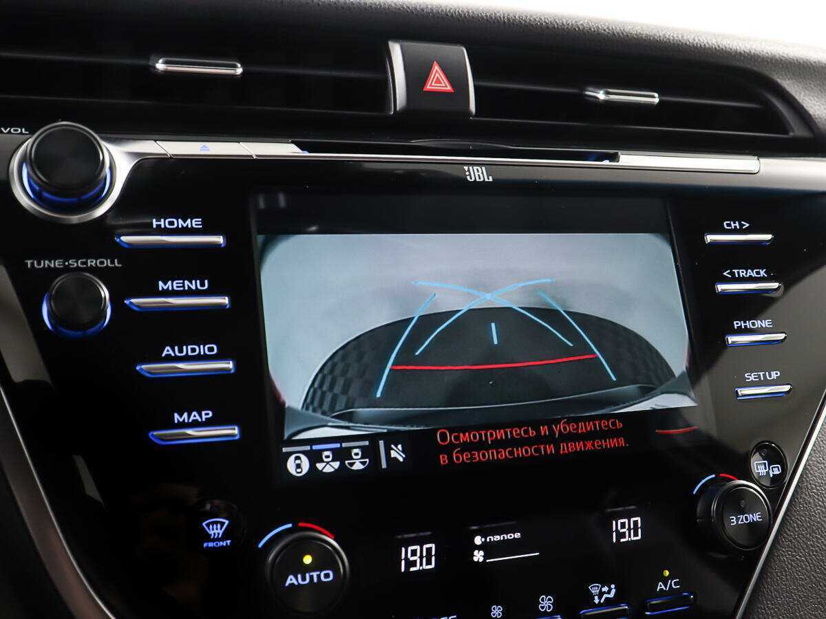 Купить Toyota Camry с пробегом. Фото: #20