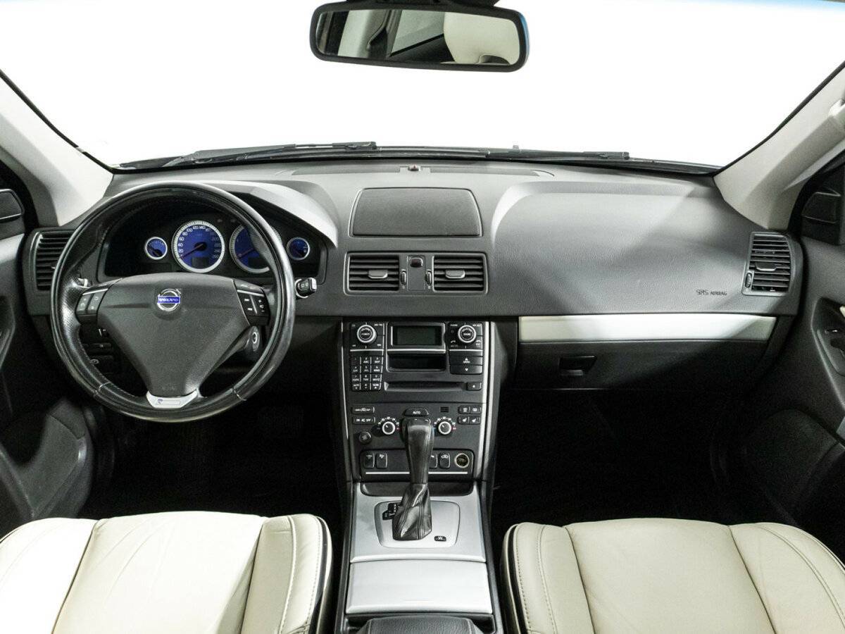 Купить Volvo XC90 с пробегом. Фото: #12