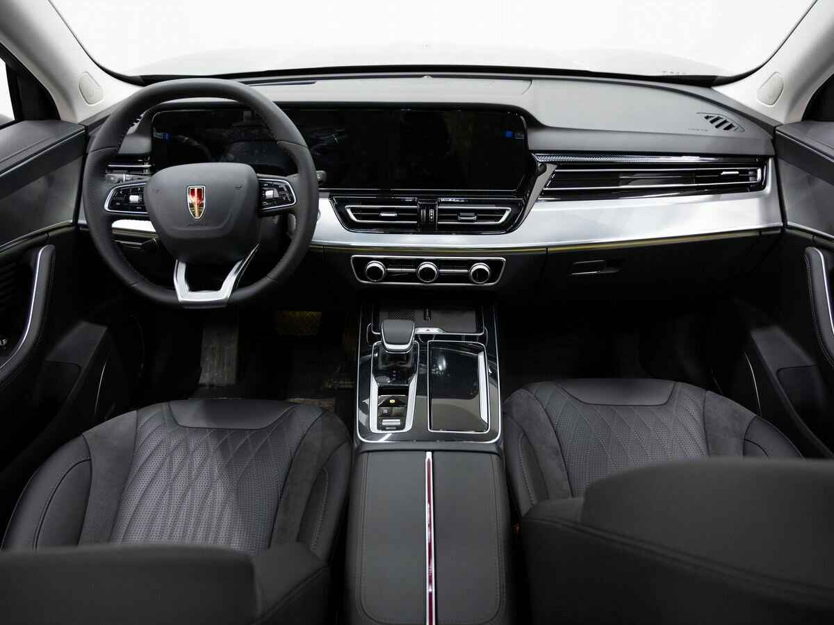 Купить Hongqi HS5 с пробегом. Фото: #12