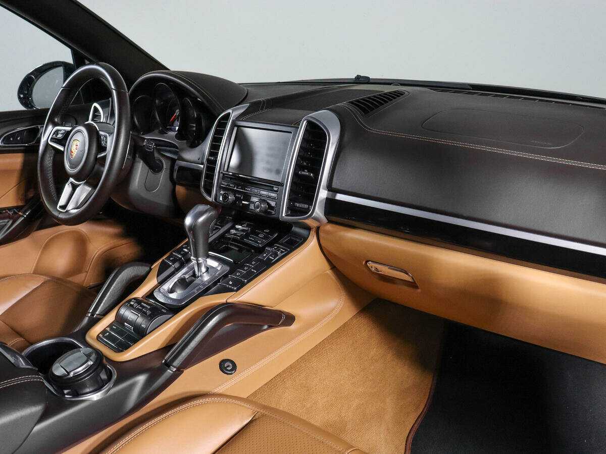 Купить Porsche Cayenne с пробегом. Фото: #6