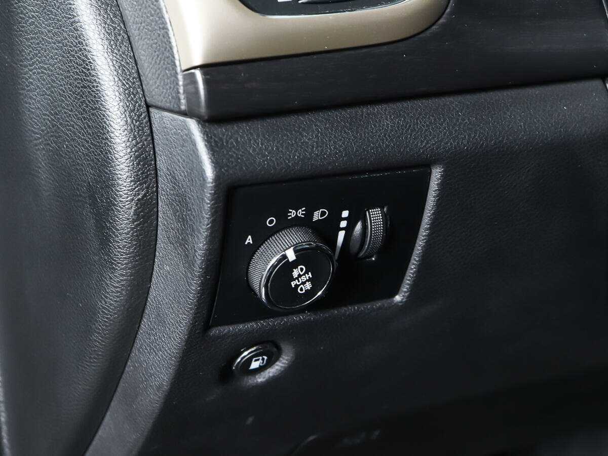 Купить Jeep Grand Cherokee с пробегом. Фото: #17