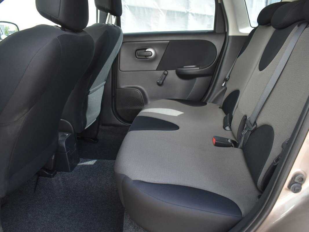 Купить Nissan Note с пробегом. Фото: #9