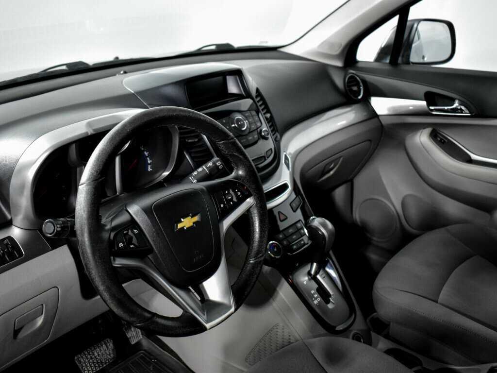 Купить Chevrolet Orlando с пробегом. Фото: #6