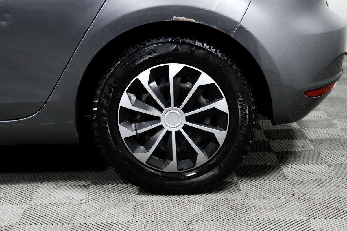 Купить Volkswagen Golf с пробегом. Фото: #12