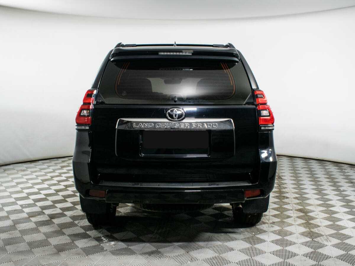 Купить Toyota Land Cruiser Prado с пробегом. Фото: #4