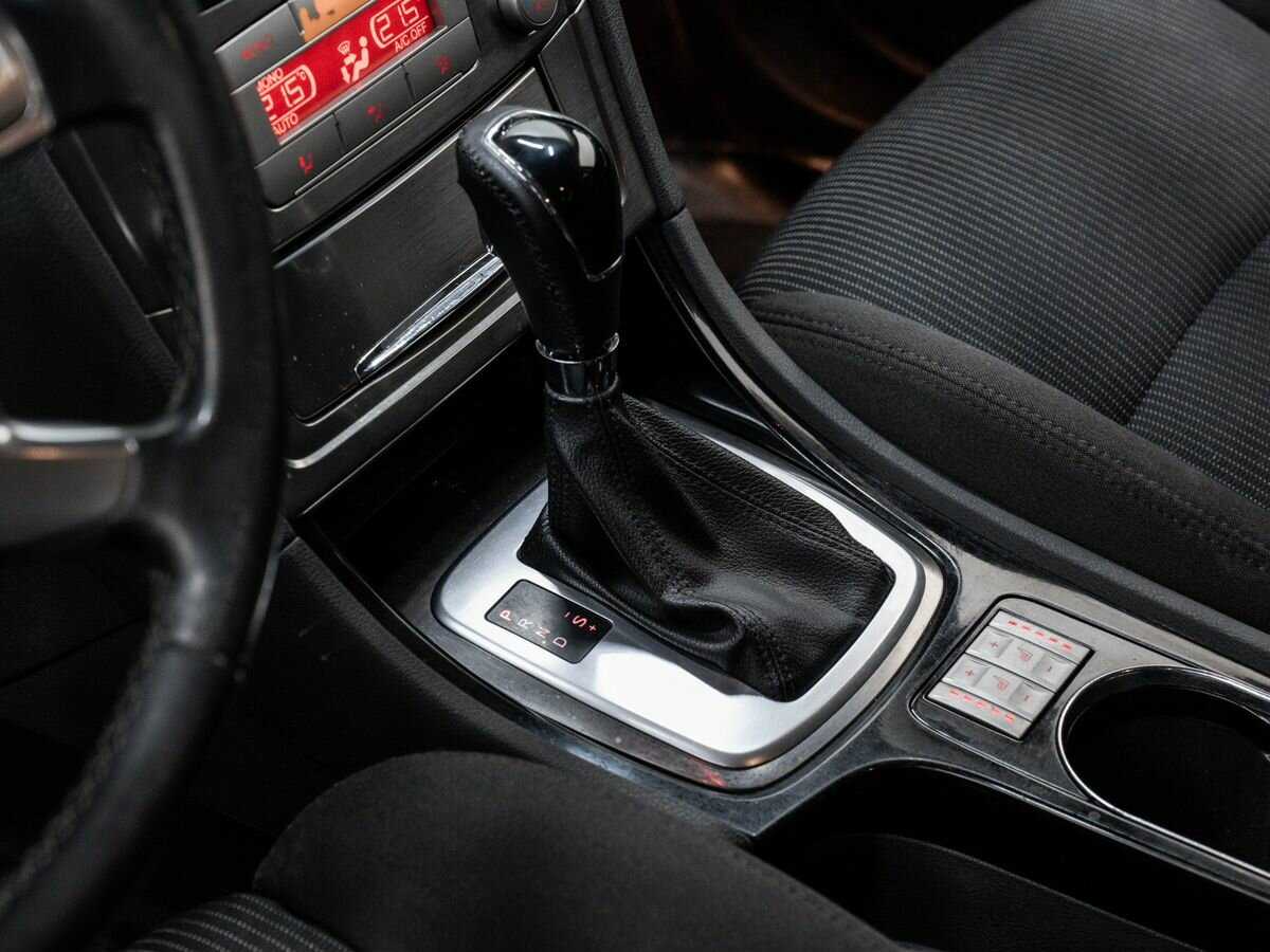 Купить Ford Mondeo с пробегом. Фото: #15