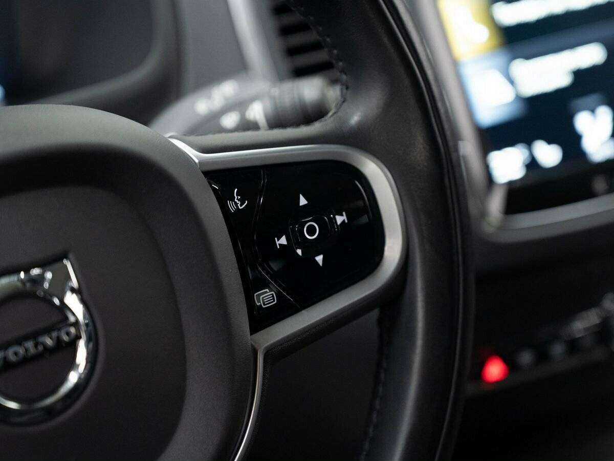 Купить Volvo XC90 с пробегом. Фото: #19