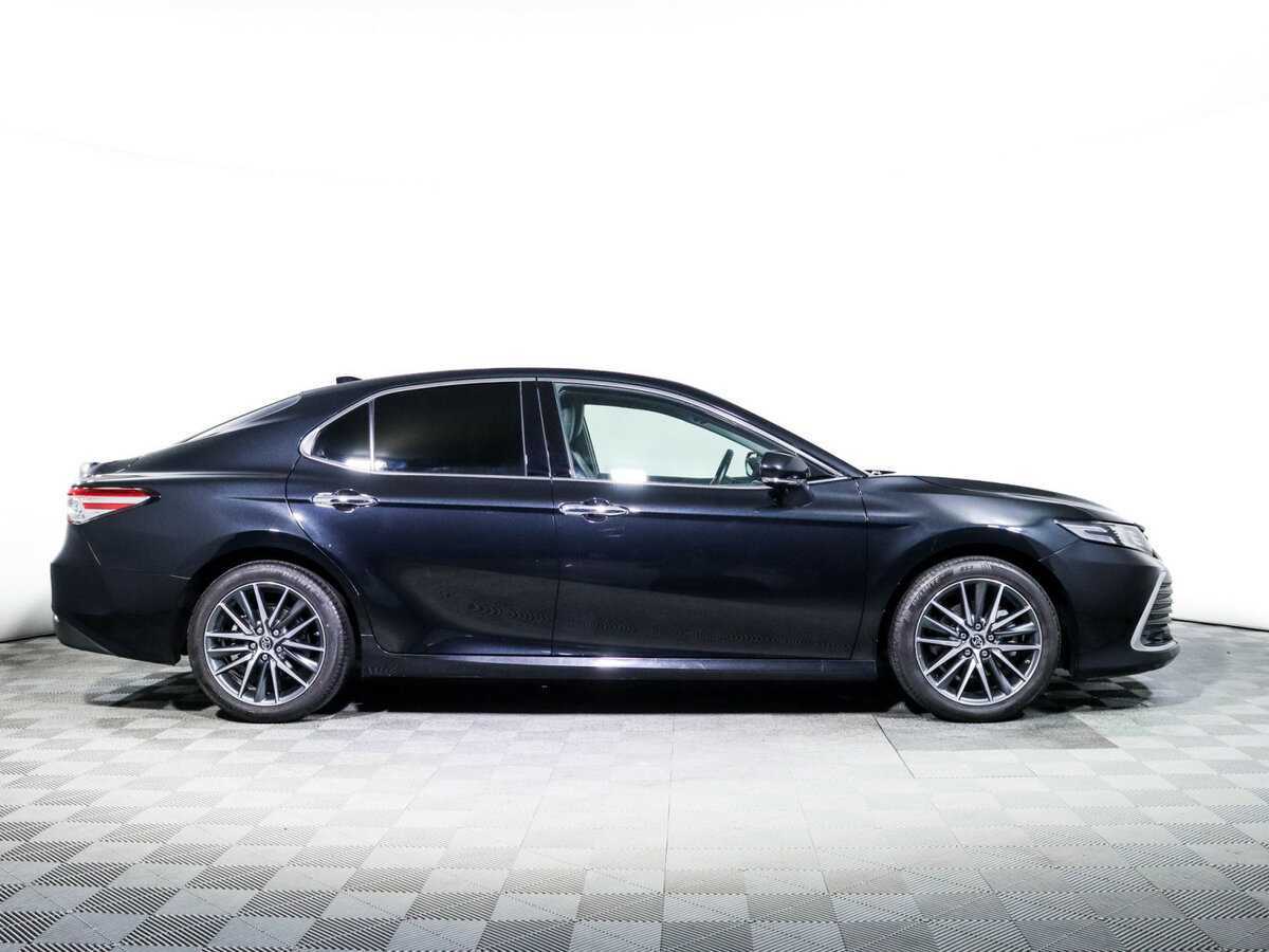 Купить Toyota Camry с пробегом. Фото: #3