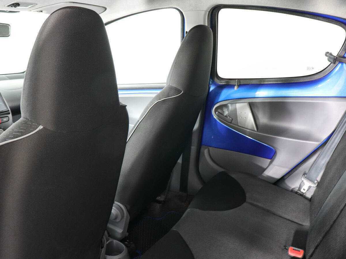 Купить Peugeot 107 с пробегом. Фото: #11